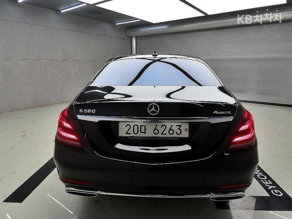 2017 Mercedes-Benz S photo