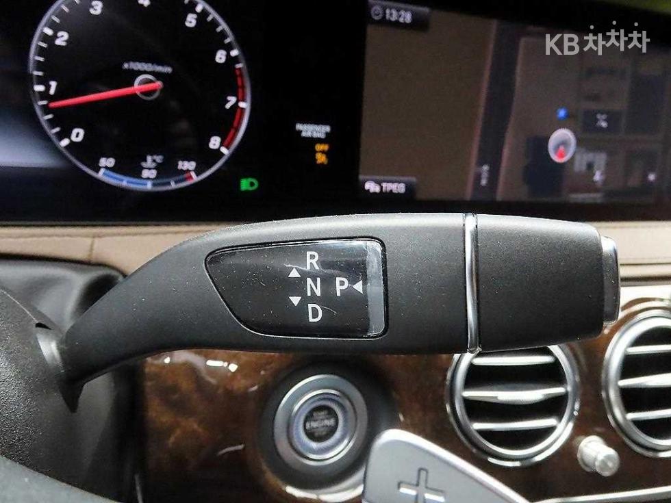 Mercedes-Benz S-klasse — miniaturë 10