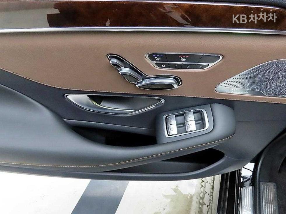 Mercedes-Benz S-klasse — miniaturë 12
