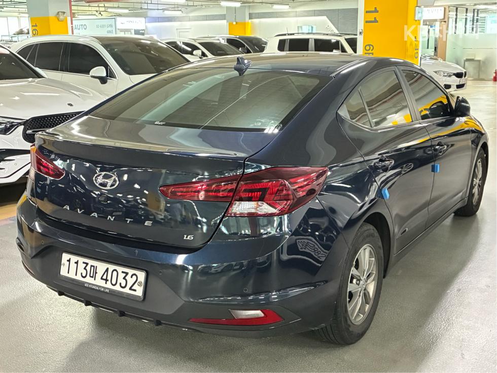 Hyundai Avante — miniaturë 3