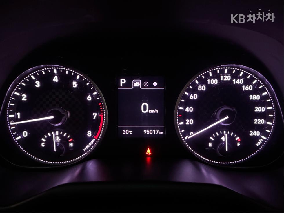 Hyundai Avante — miniaturë 5