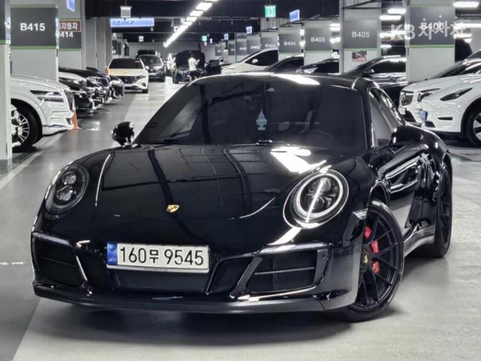 Porsche 911 카레라 4 GTS — foto 1
