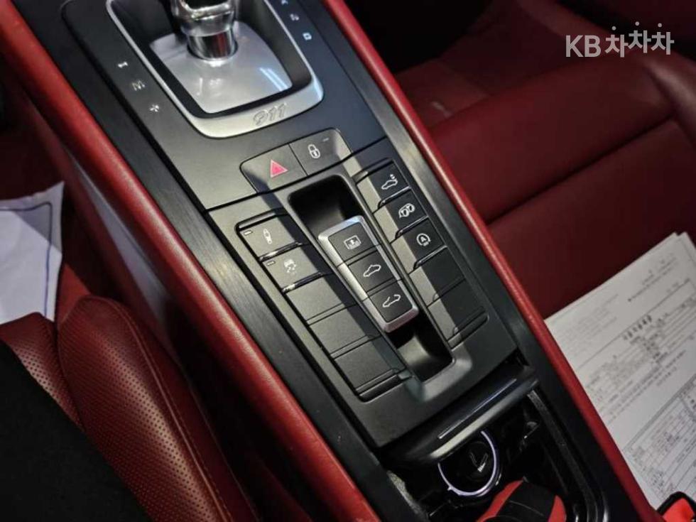 Porsche 911 — miniaturë 10