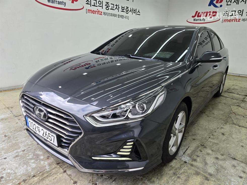 Hyundai Sonata 2.0 LPi 렌터카 — foto 1