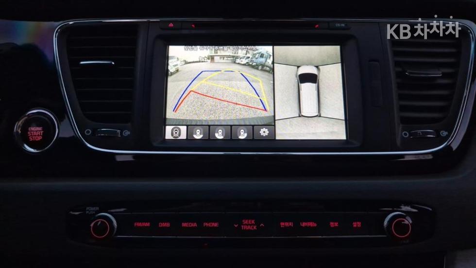 Kia Carnival — miniaturë 13