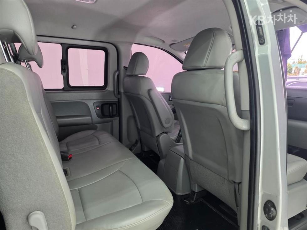 Hyundai Starex — miniaturë 8