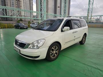 Kia Carnival New Carnival Limousine GLX High-Deluxe — foto 1
