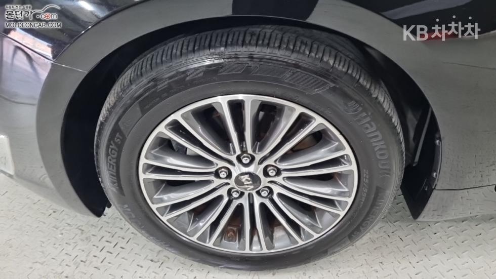 Kia K7 — miniaturë 6