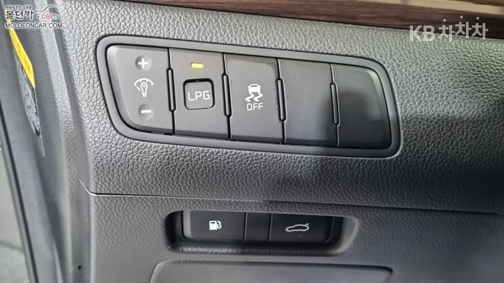 Kia K7 — miniaturë 16