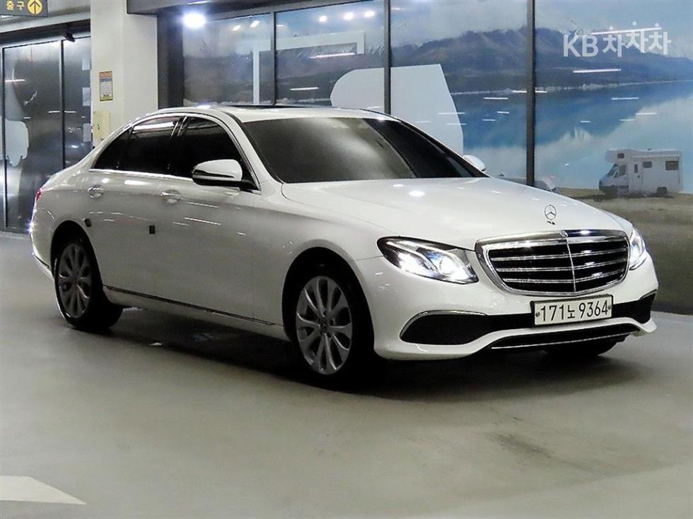 مرسيدس E-Class