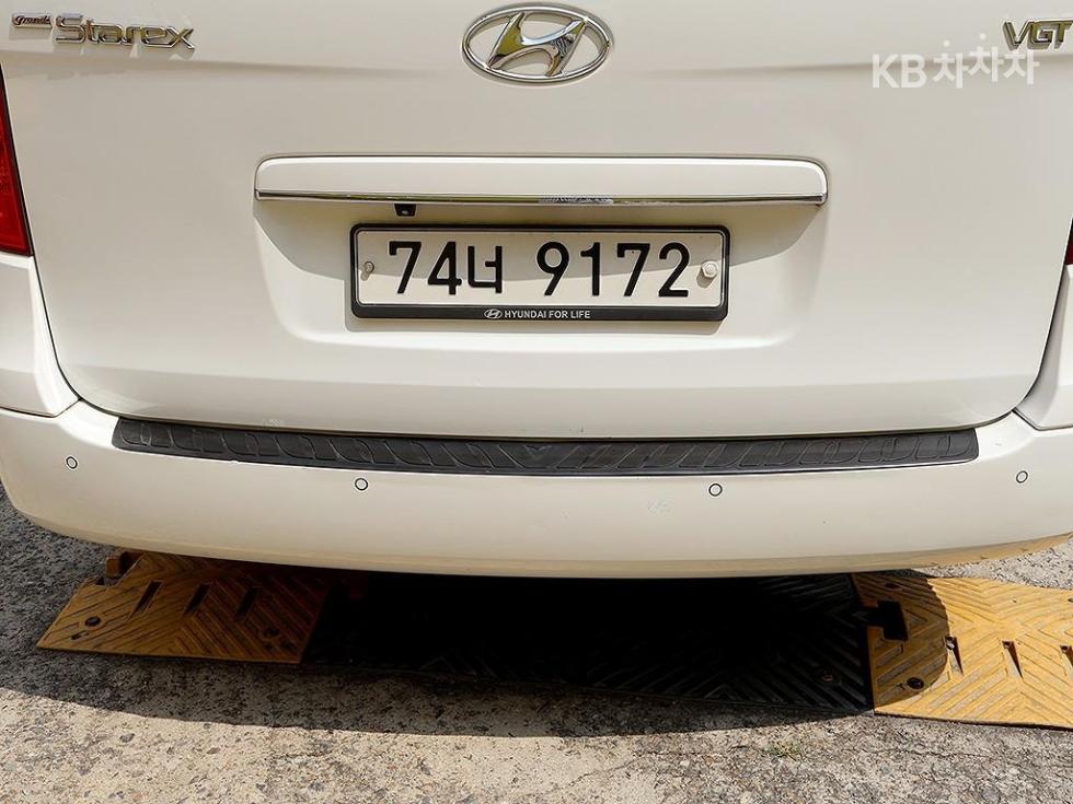 Hyundai Starex — miniaturë 18