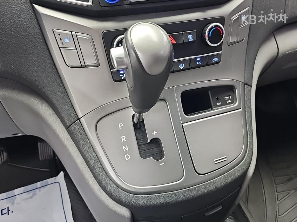 Hyundai Starex — miniaturë 8