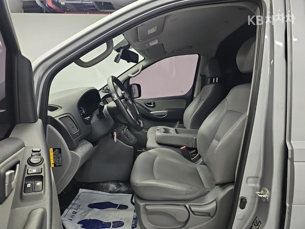 Hyundai Starex — miniaturë 11