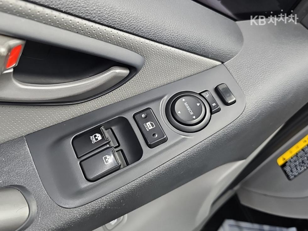 Hyundai Starex — miniaturë 17