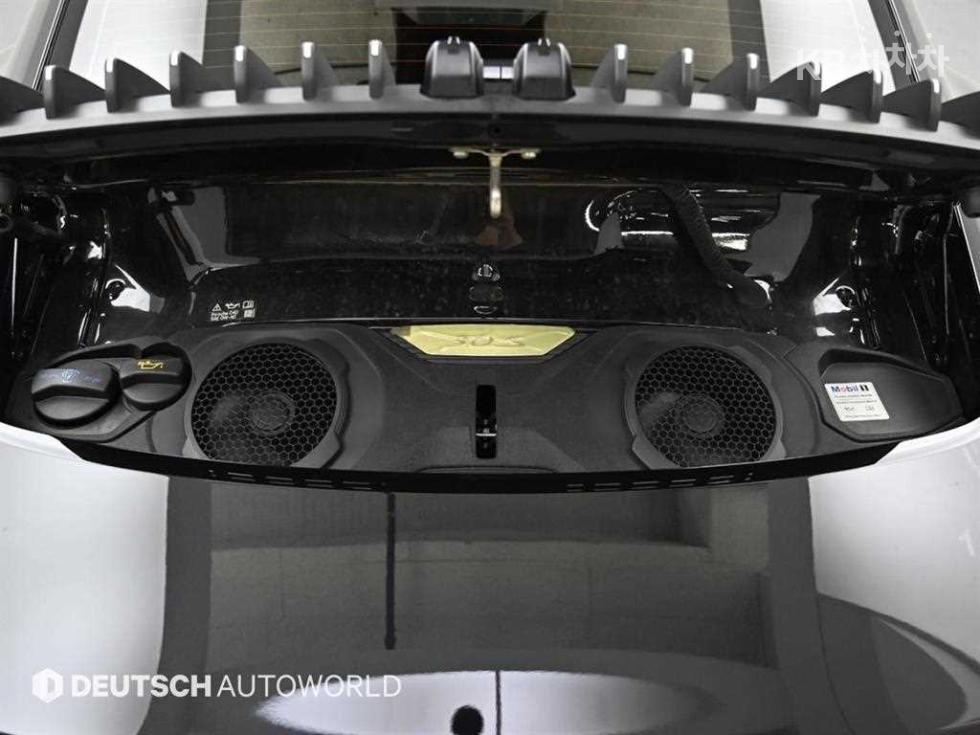 Porsche 911 — miniaturë 6