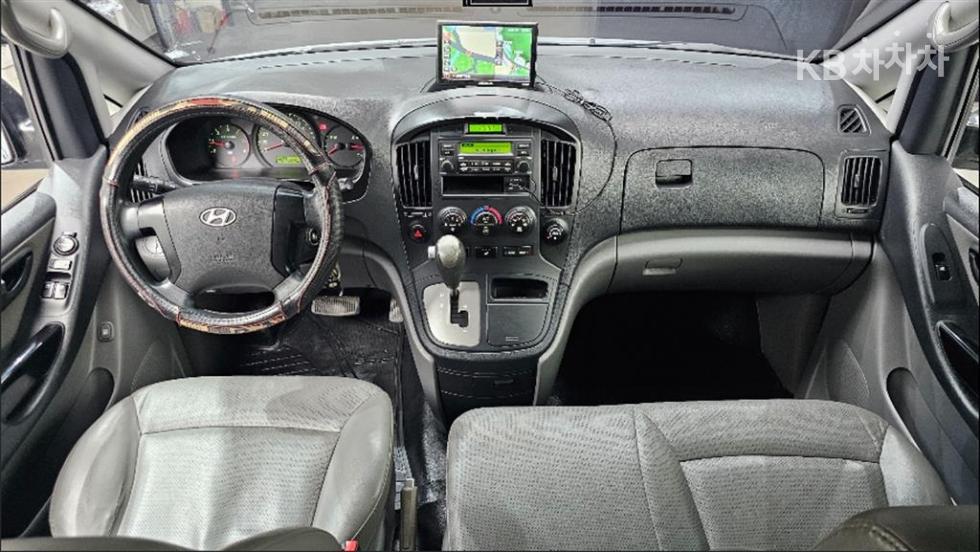 Hyundai Starex — miniaturë 7