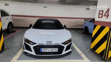 Audi R8 5.2 V10 Spyder — foto 1