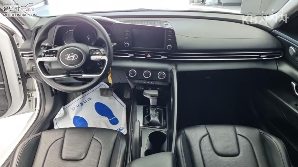 Hyundai Avante — miniaturë 7