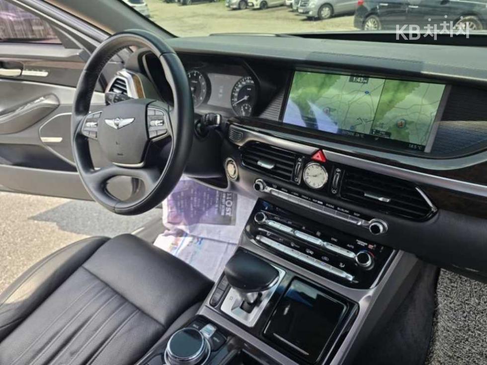 Genesis G90 — miniaturë 7