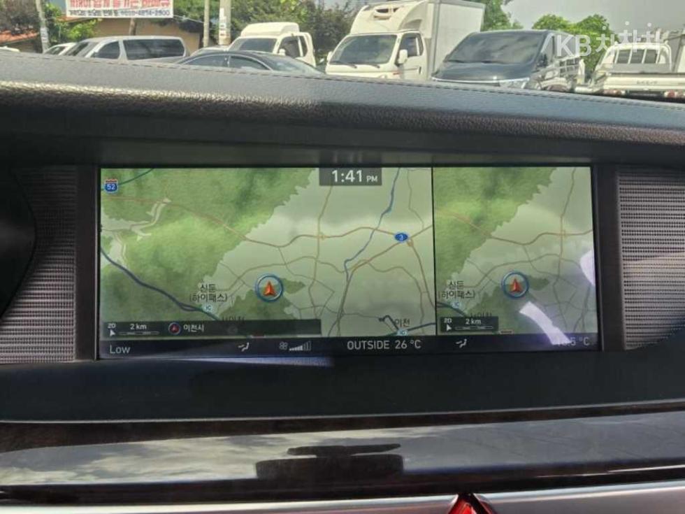 Genesis G90 — miniaturë 18