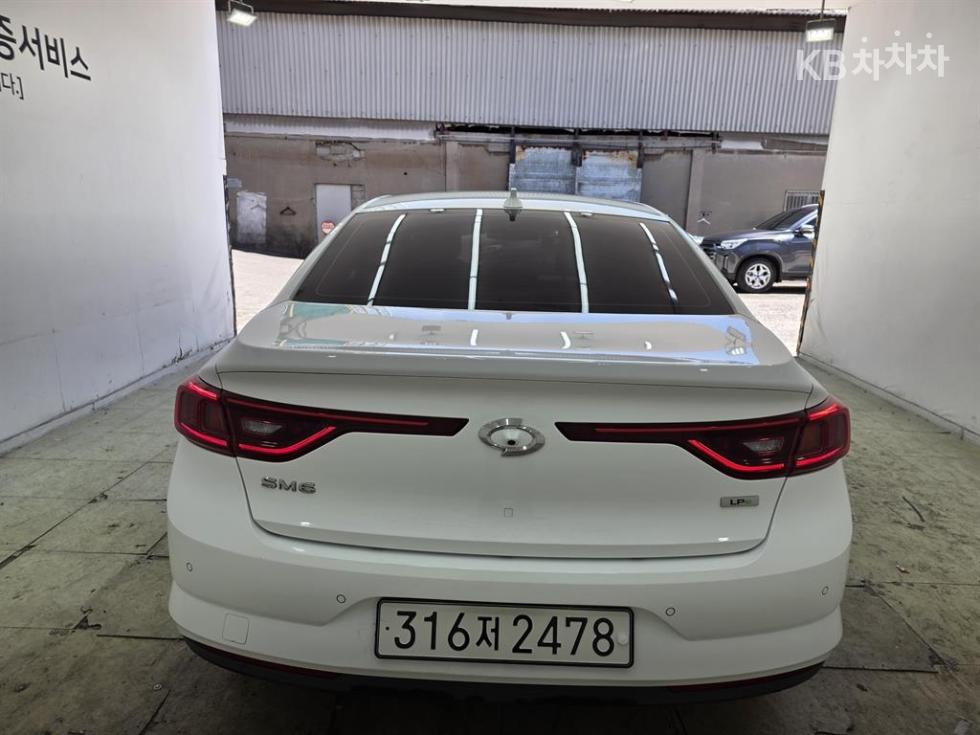 Renault Samsung SM6 — miniaturë 4