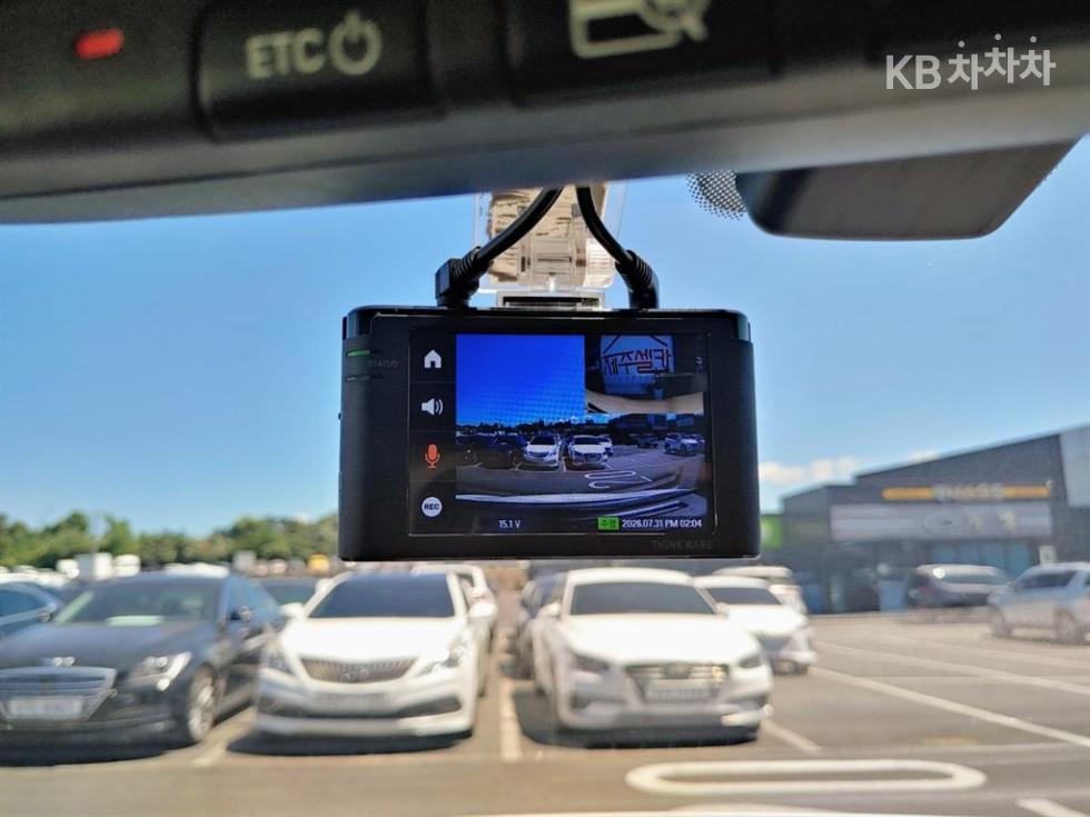 Kia Carnival — miniaturë 19