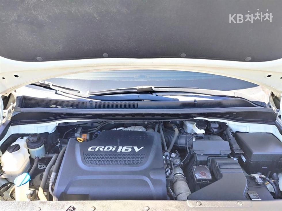 Kia Carnival — miniaturë 20