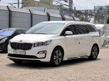 Kia Carnival 11  seats 2.2  diesel  prestige — foto 1