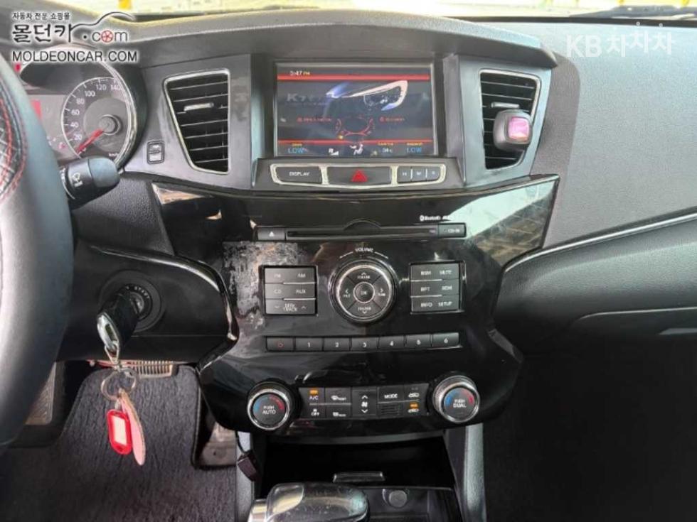 Kia K7 — miniaturë 5