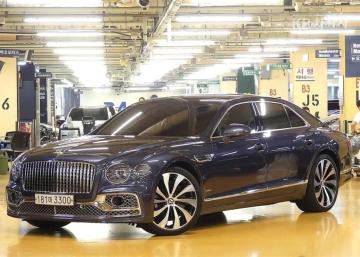 Bentley Flying Spur 4.0 azure  basic — foto 1