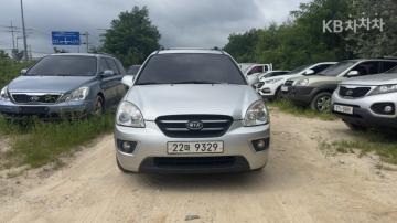 Kia Carens LPI 2.0 GLX High-Deluxe — foto 1