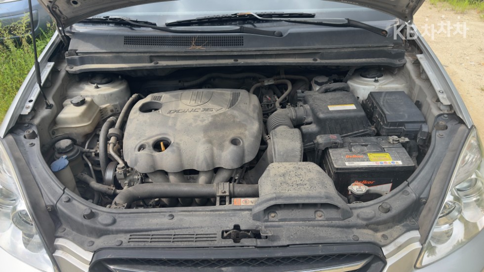 Kia Carens — miniaturë 14