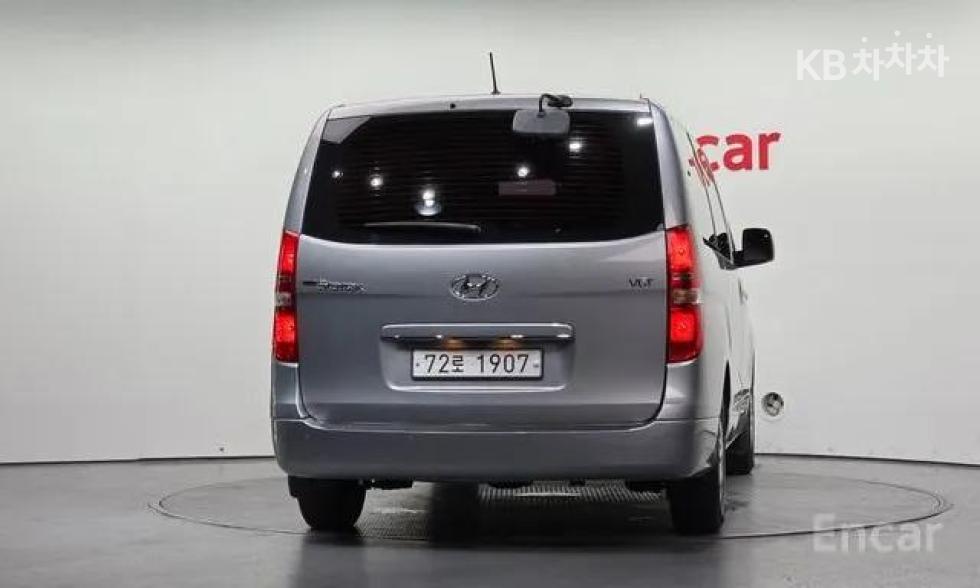Hyundai Starex — miniaturë 4
