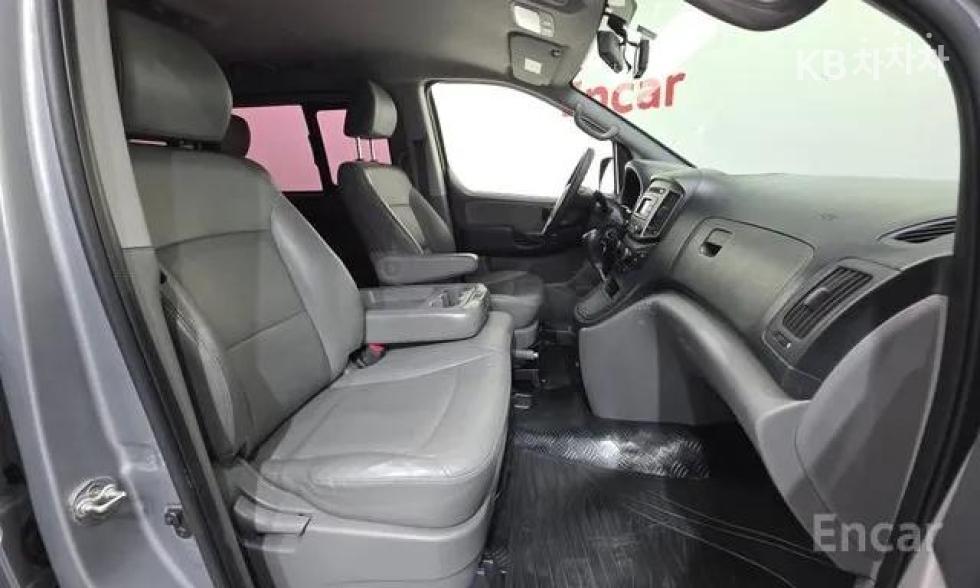 Hyundai Starex — miniaturë 10