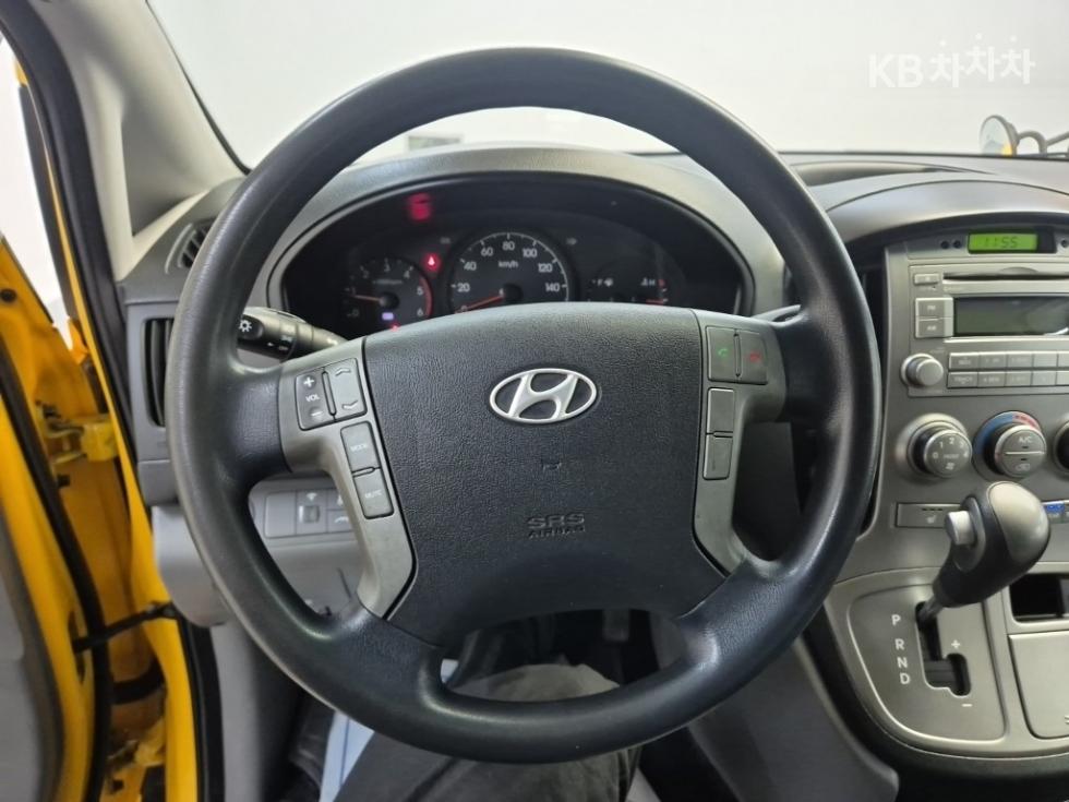 Hyundai Starex — miniaturë 9
