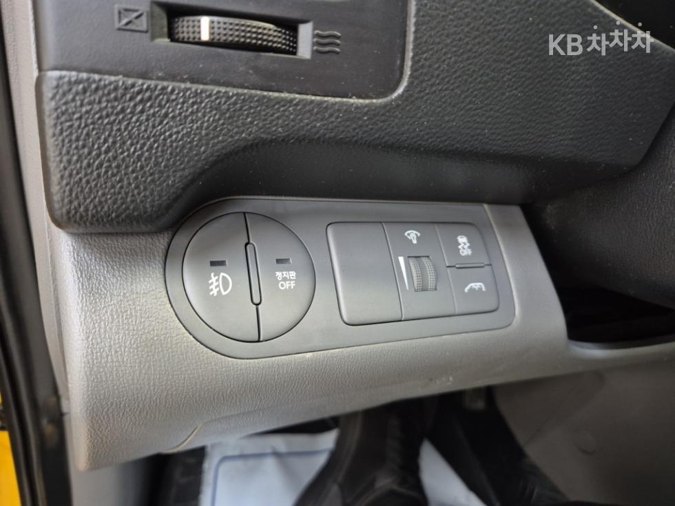 Hyundai Starex — miniaturë 14