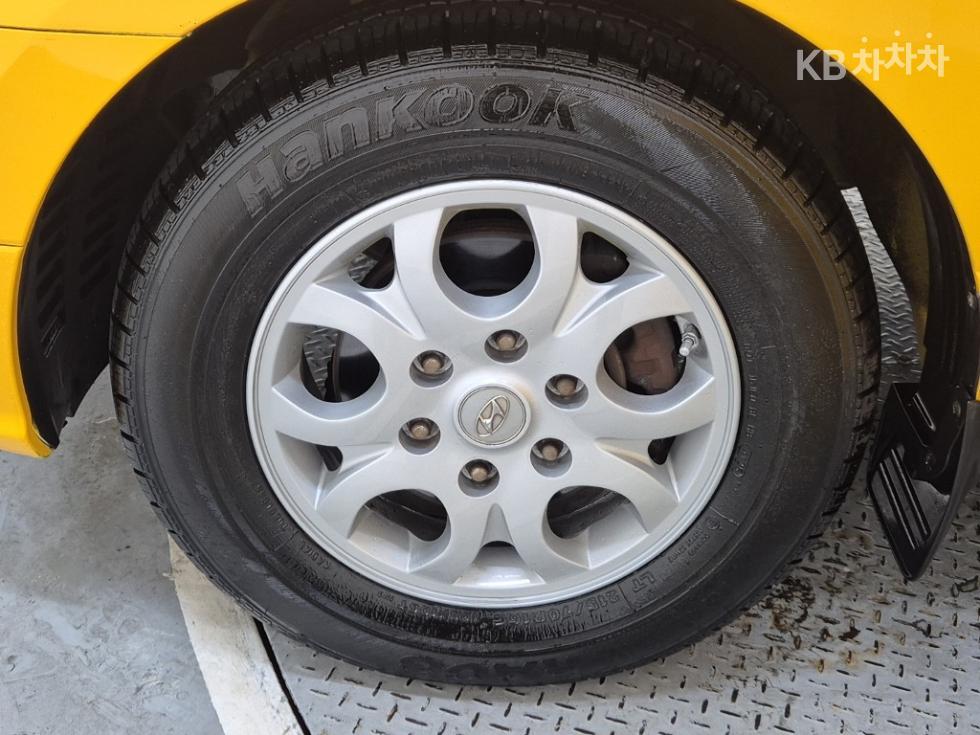Hyundai Starex — miniaturë 17