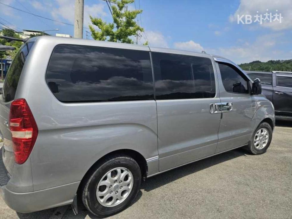 Hyundai Starex — miniaturë 4