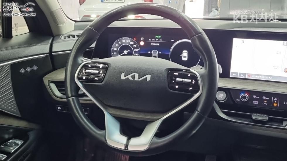 Kia K8 — miniaturë 11