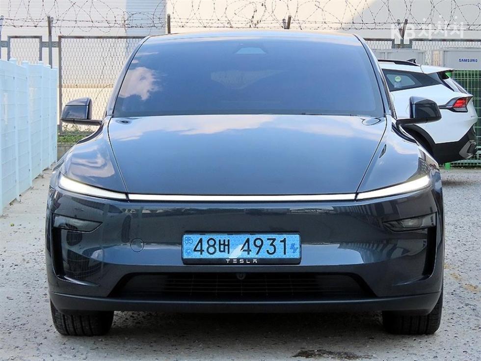 테슬라 모델 Y 2025년식 테슬라 Model Y RWD 기본형