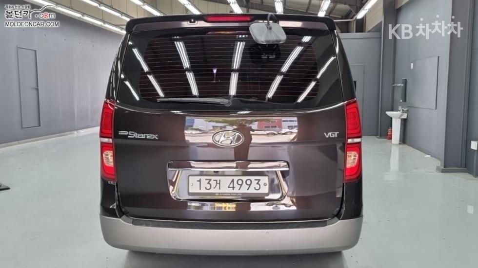 Hyundai Starex — miniaturë 4