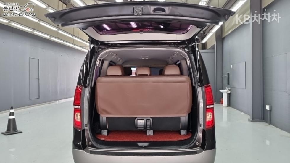 Hyundai Starex — miniaturë 18