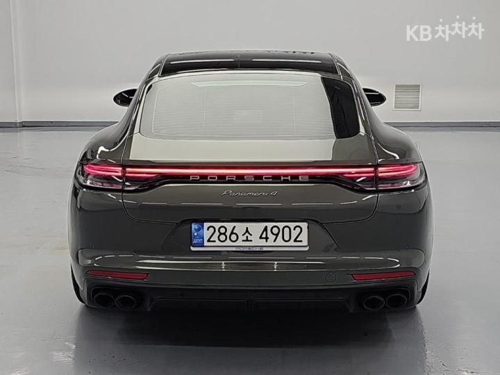 Porsche Panamera — miniaturë 3