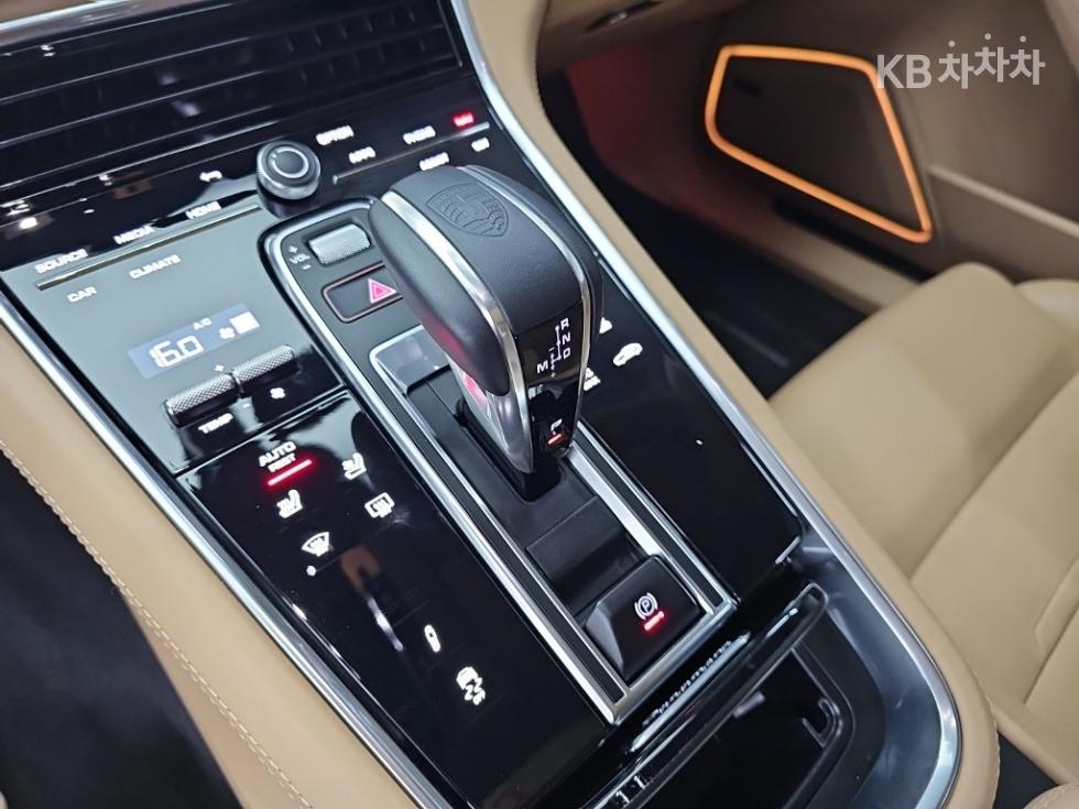 Porsche Panamera — miniaturë 8