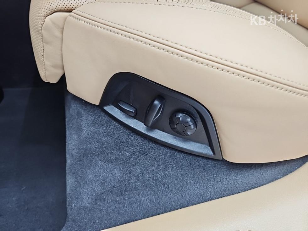 Porsche Panamera — miniaturë 14