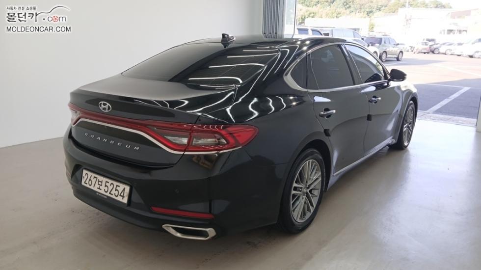 Hyundai Grandeur — miniaturë 2