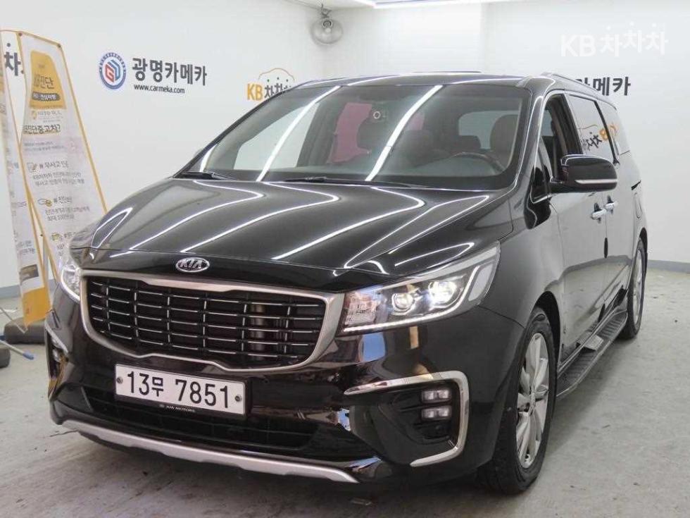 Kia Carnival — miniaturë 2