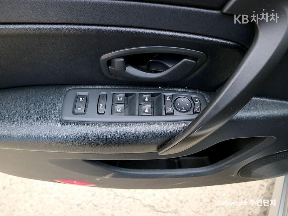 Renault Samsung SM5 — miniaturë 14