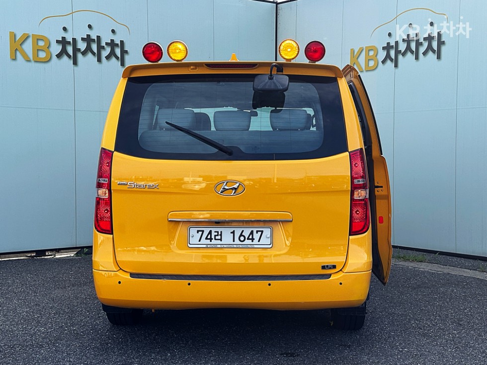 Hyundai Starex — miniaturë 3