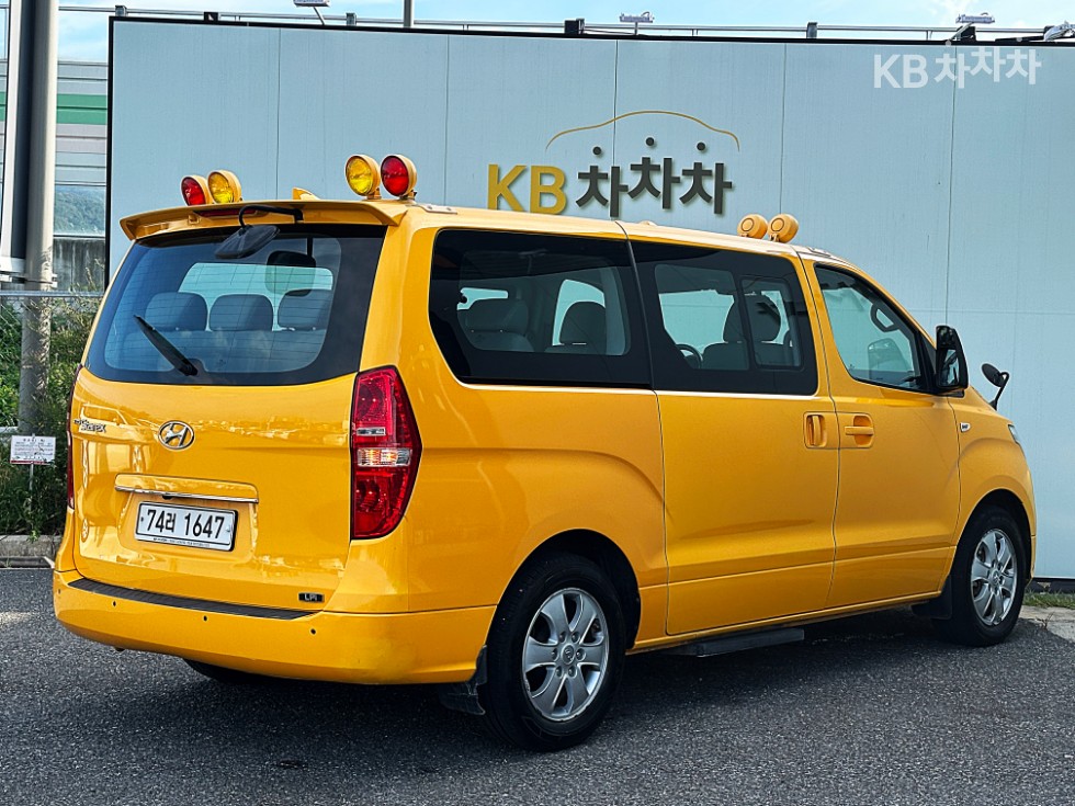 Hyundai Starex — miniaturë 4
